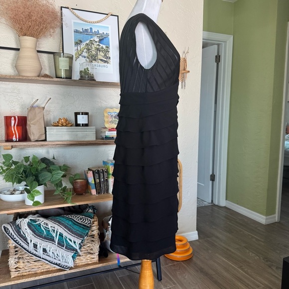 Adrianna Papell Elegant Black Gown - Picture 3 of 8